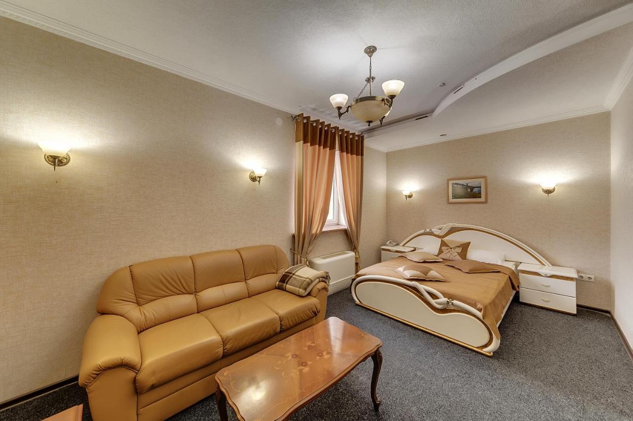 Soborniy Hotel Zaporizhia Exterior foto