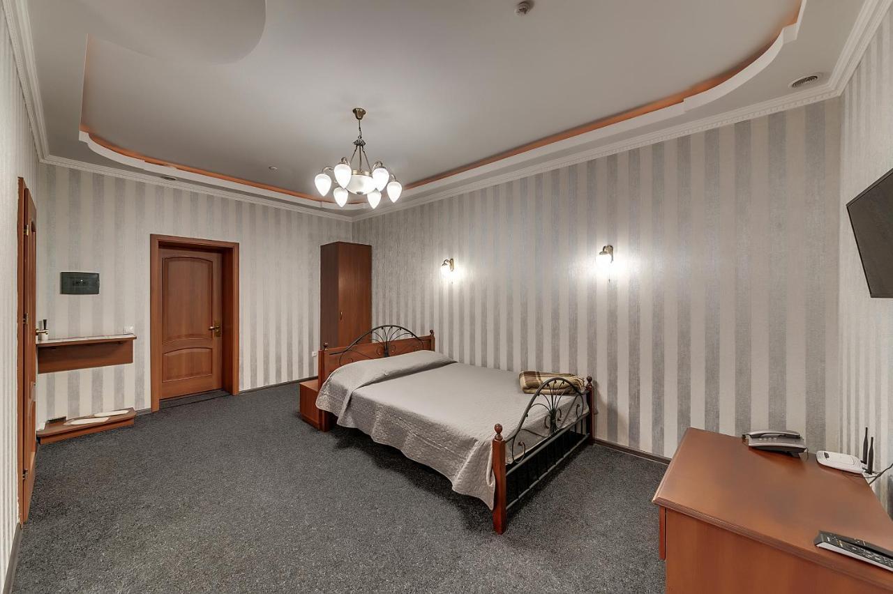 Soborniy Hotel Zaporizhia Exterior foto